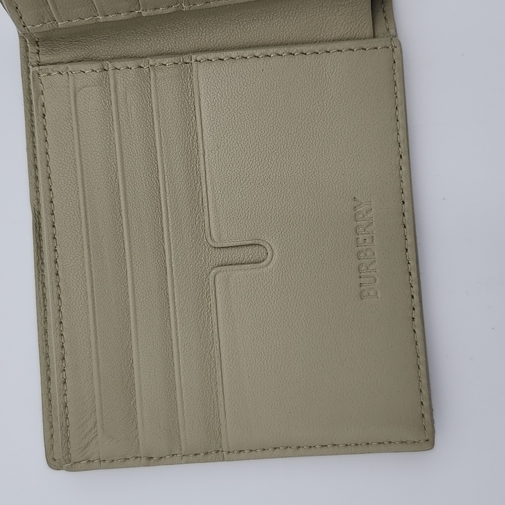 BurberryCheck Bifold Wallet - Picture 5 of 6